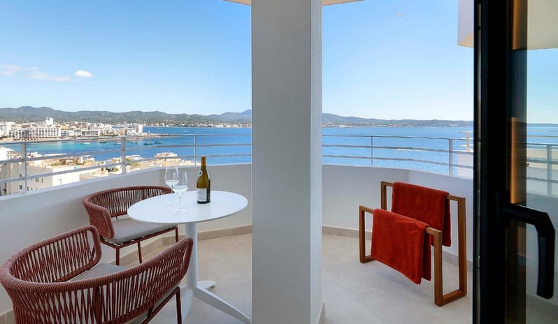 Deluxe Sea View